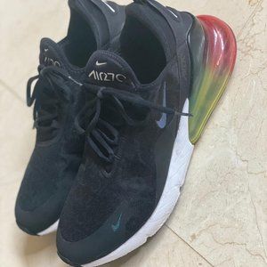 Nike Men's 12 Air Max 270's
